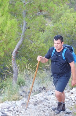 El marqus Du Bon Apetit ascendiendo con parsimonia