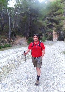 El doctor Sanchezstein marchando por el valle del Chllar