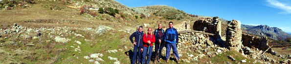 Panormica del grupo en las ruinas