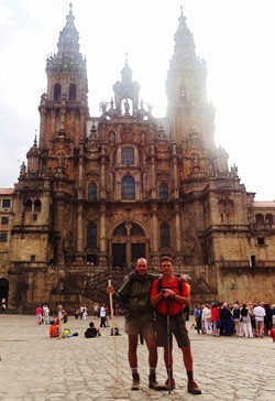 Los dos juntos a la llegada a la Plaza del Obradoiro