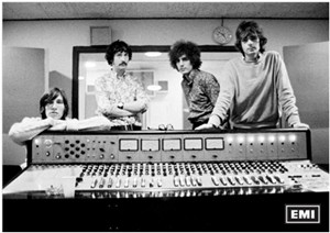 En EMI Record grabando su primer lbum