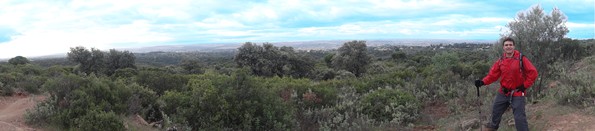 Panormica del tito con la ciudad detrs