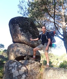 Romerillo en las rocas de la Pasada del Pino