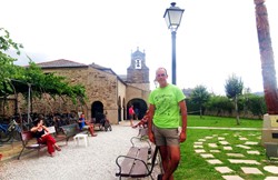 Romerillo en el interior del albergue de Ponferrada