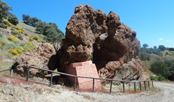 El monumento a la Piedra Horadada