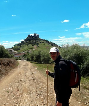 Romerillo llegando al castillo de Almodvar