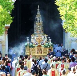 El Corpus Christi saliendo de la Catedral de Crdoba
